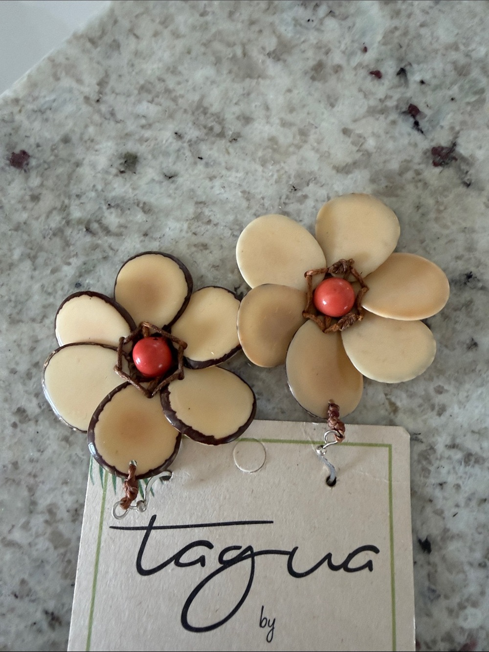 Gayu by Saraya Cream Floral Drop Earrings with Coral Accent - Picture 3 of 5